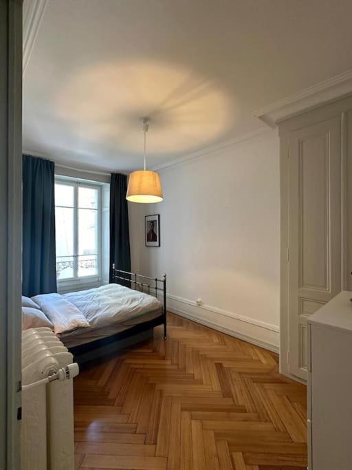 Two-bedroom Appartement Genève
